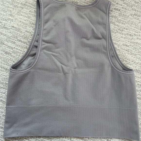 Gray V-Neck Ribbed Women's Crop Top - Picture 2 of 2